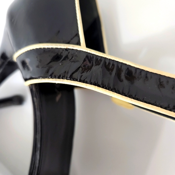 Prada Patent Leather Black Cream Heels Sandals Size EU 38 - Picture 8 of 16